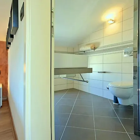 Holiday home Regina Perci Frata